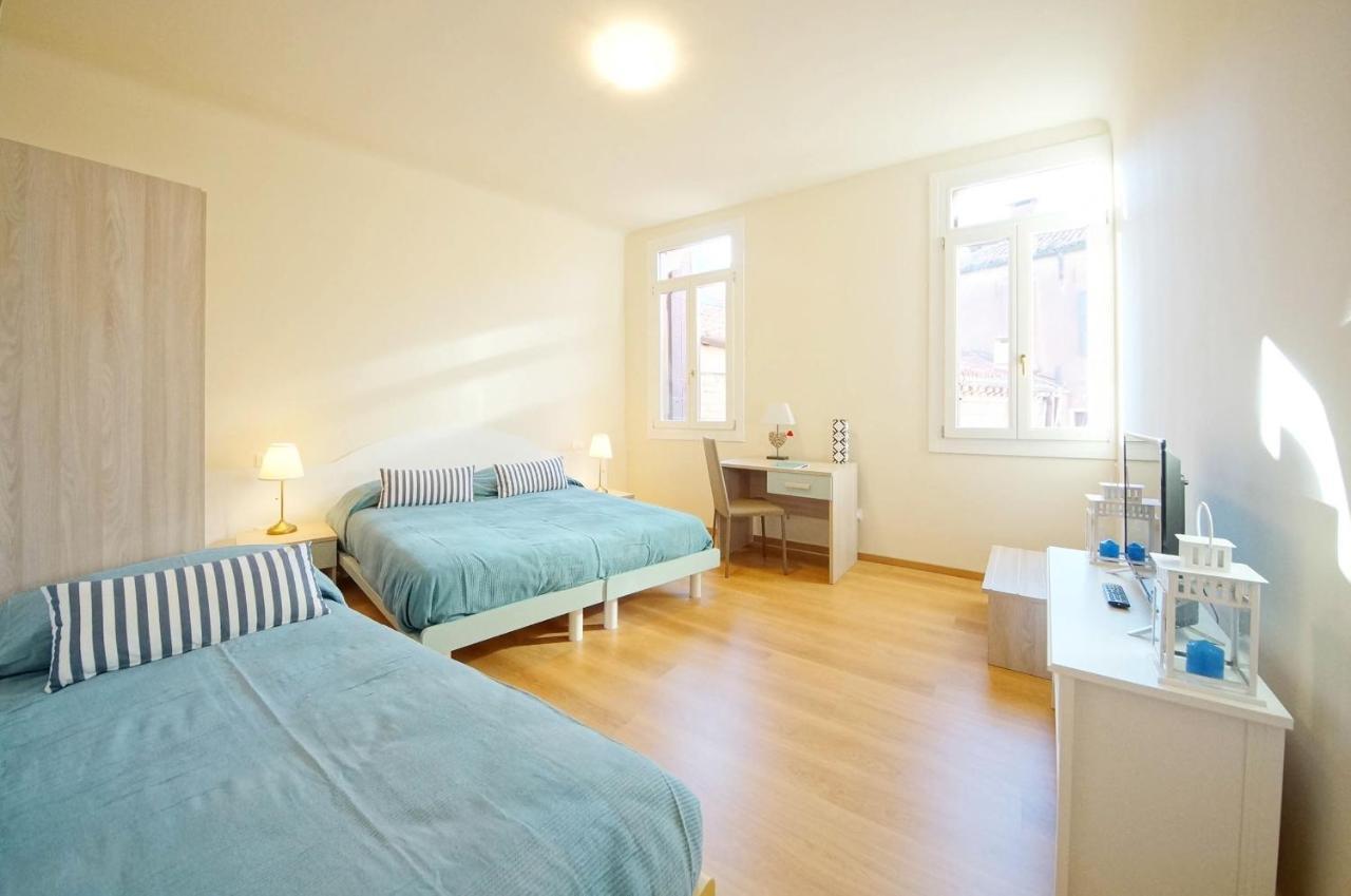 Ca' Circus 4 Rooms Wi-Fi Fibre Venedik Dış mekan fotoğraf